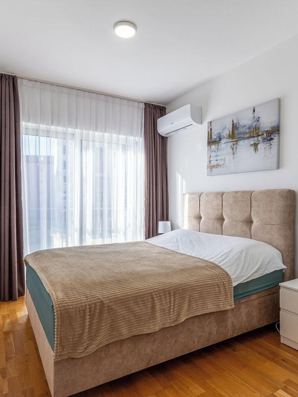 Sunny Side Apartments