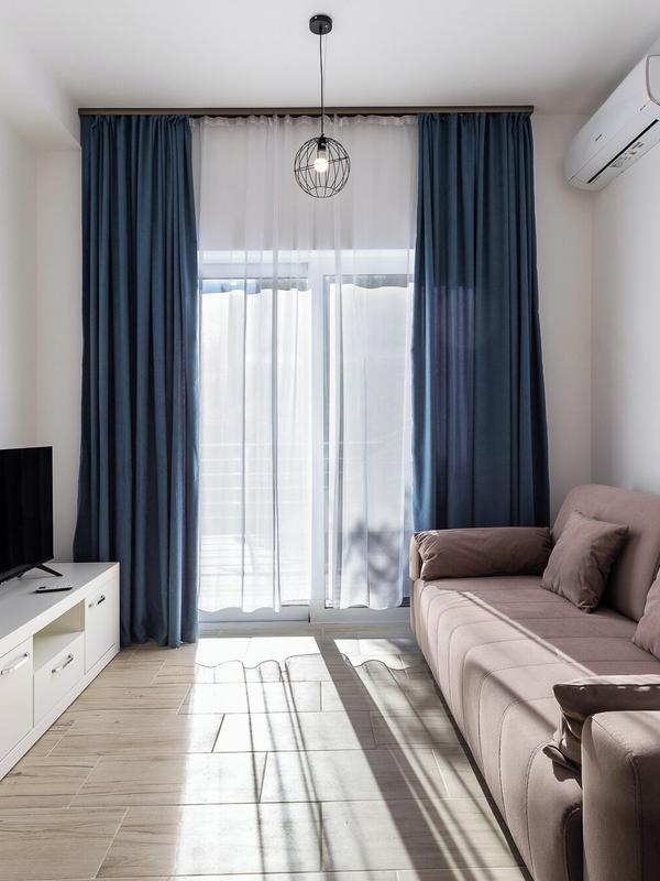 Sunny Side Apartments