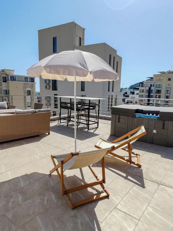 Sunny Side Apartments