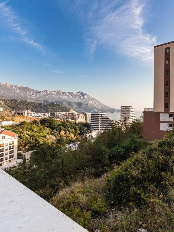 Sunny Side Apartments