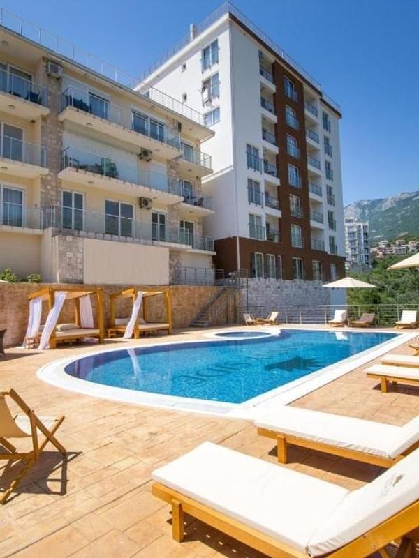 Sunny Side Apartments