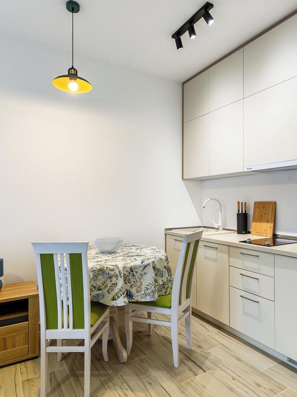 Sunny Side Apartments