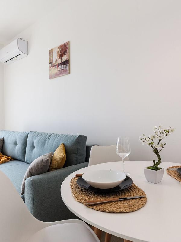 Sunny Side Apartments