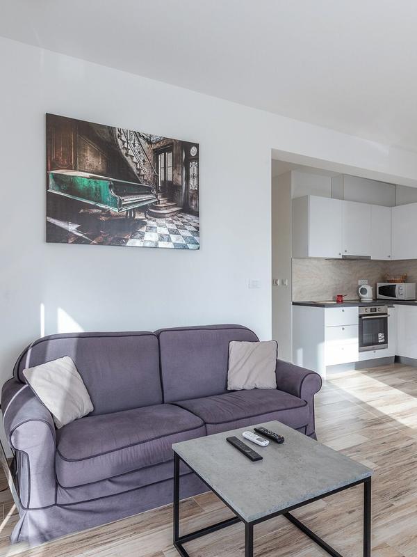 Sunny Side Apartments