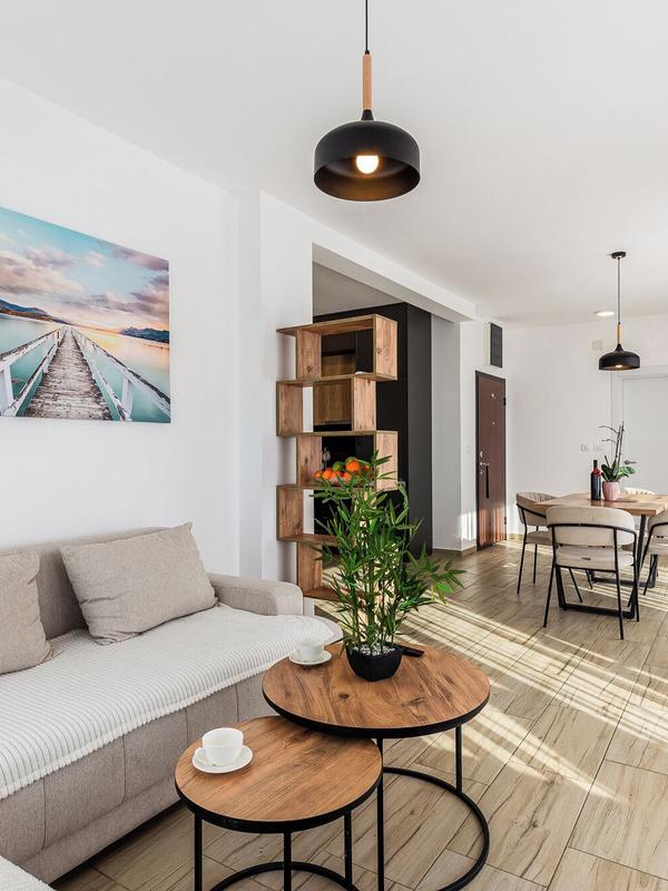 Sunny Side Apartments