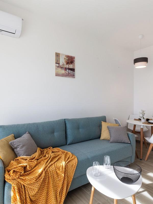 Sunny Side Apartments