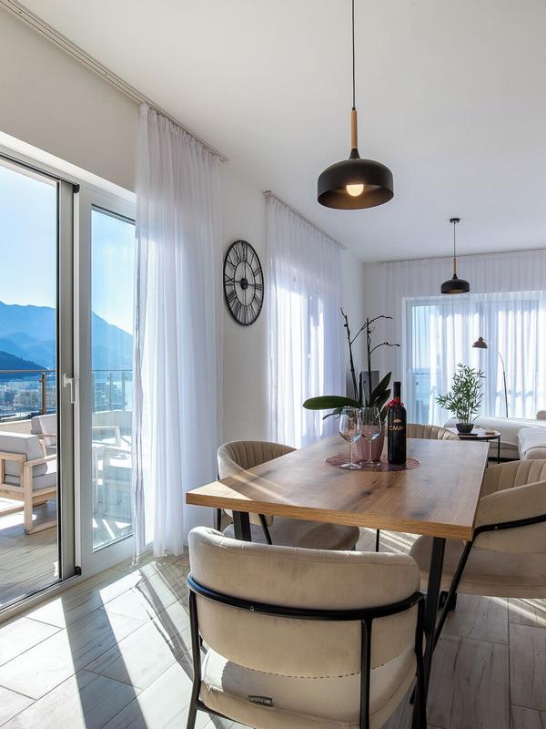 Sunny Side Apartments