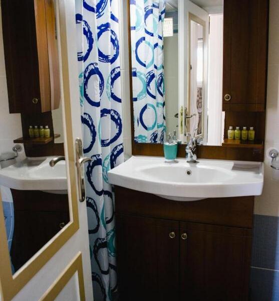 Nikolakakis Rooms Lavrio