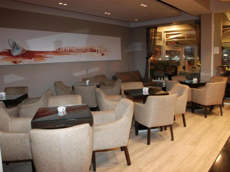 Hotel Mano