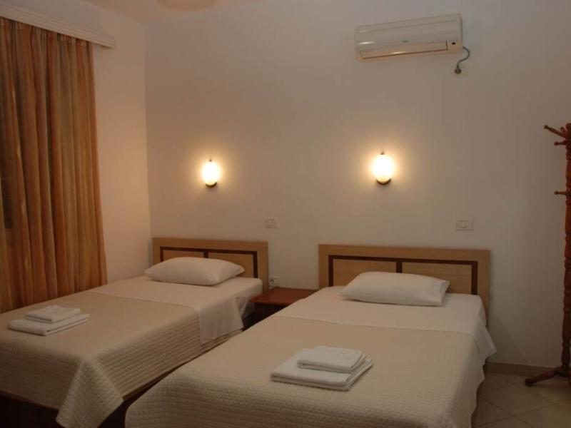 Hotel Mano
