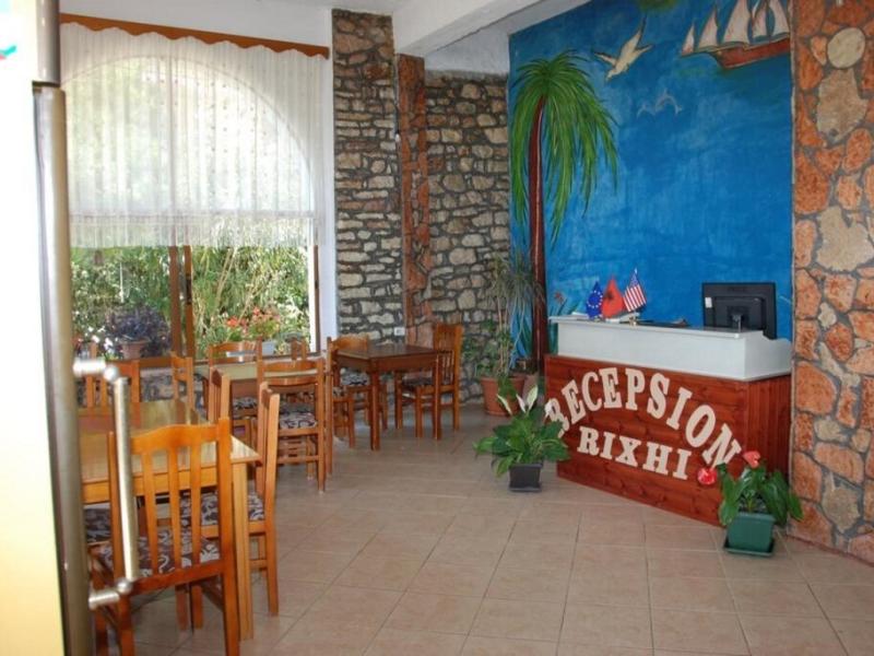 Hotel Rixhi