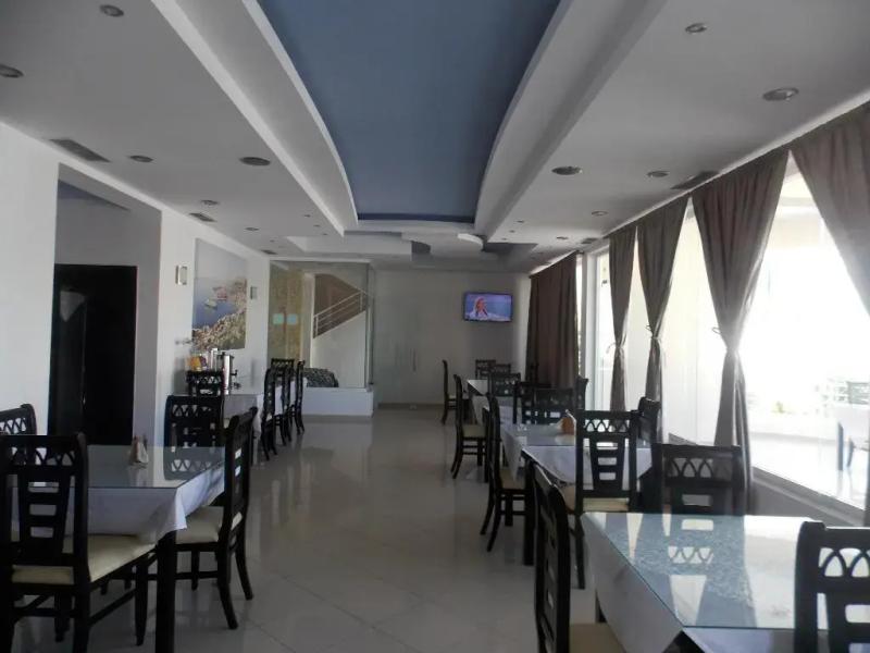 Oskar Hotel