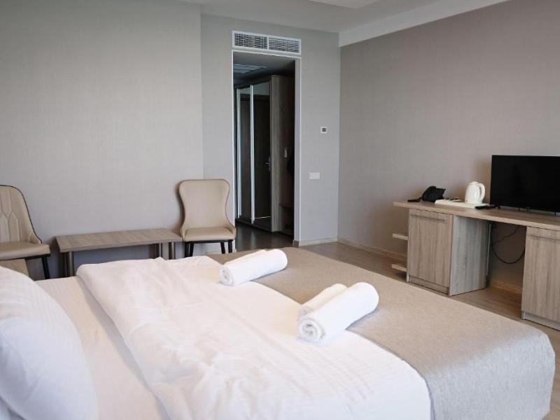 Park Hotel Aluston