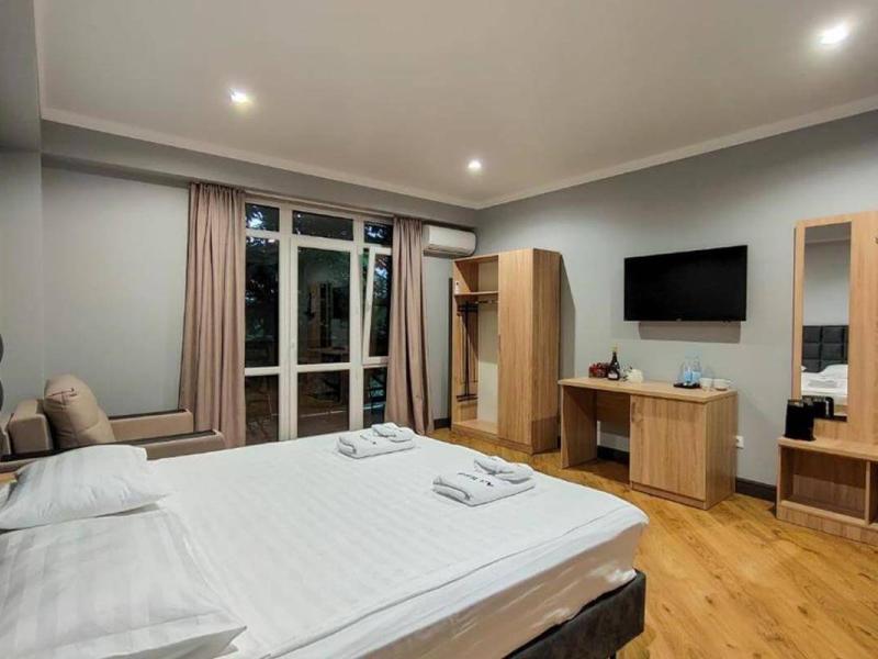 Art Hotel на Октябрьской