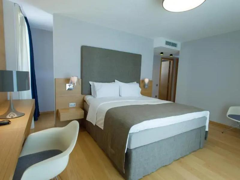 Buze Hotel