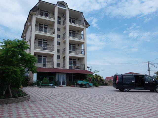 Меганом