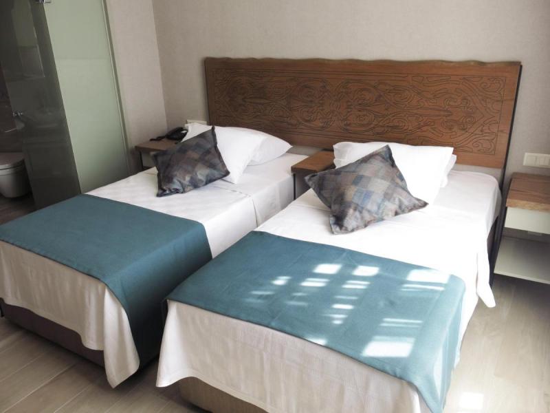 Galatahan Hotel