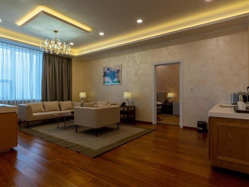 Paradise Resort Hotel