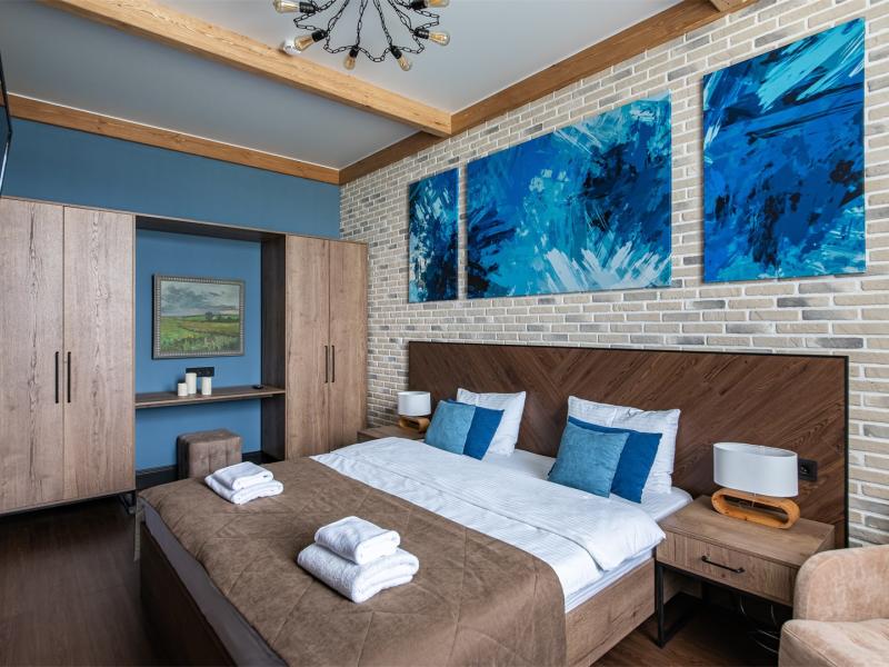 Horseka resort