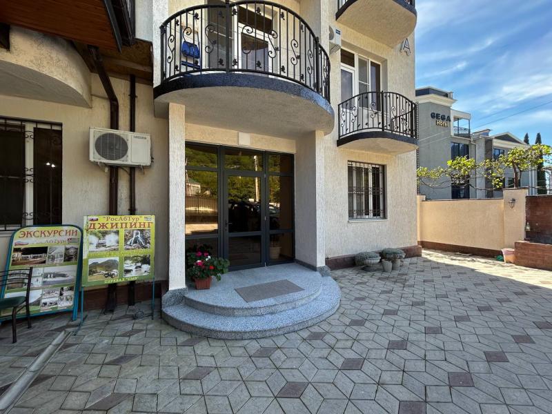 Aura City Hotel