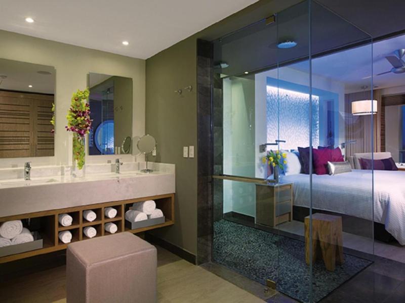 Secrets Riviera Cancun Resort & Spa
