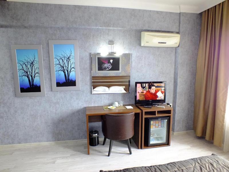 Lifos Hotel