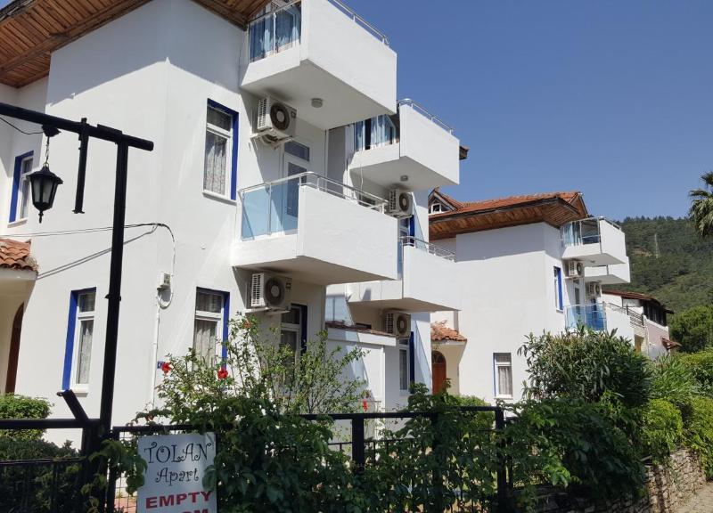 Tolan Apartments