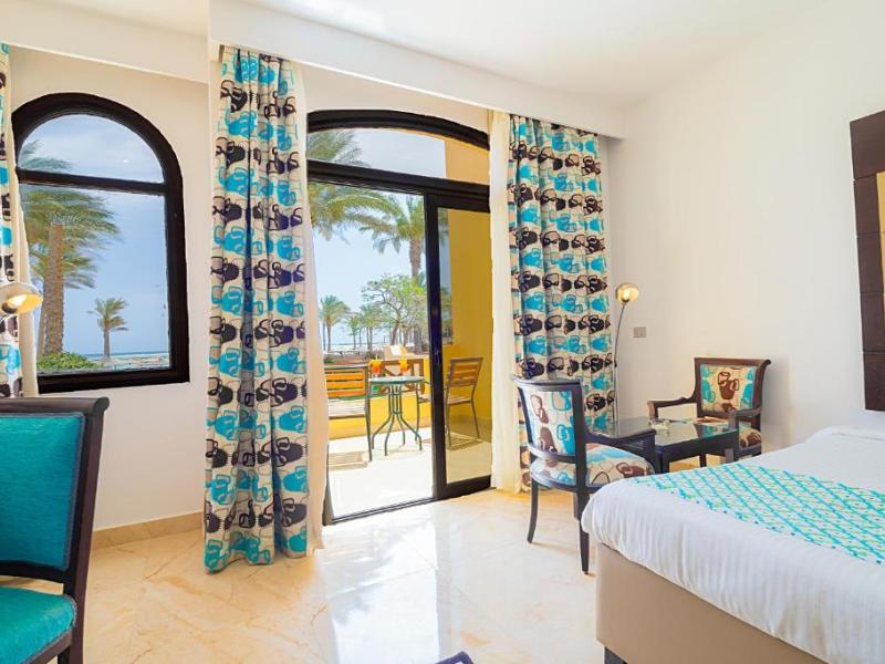 Blend Elphistone Resort