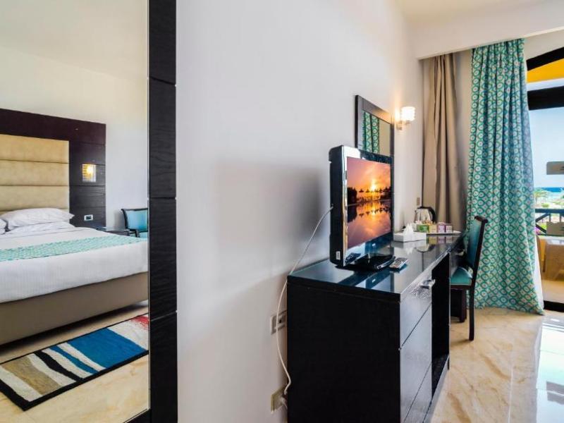 Blend Elphistone Resort