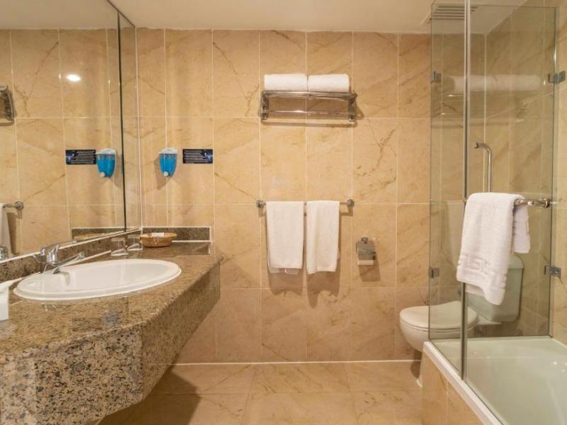 Blend Elphistone Resort