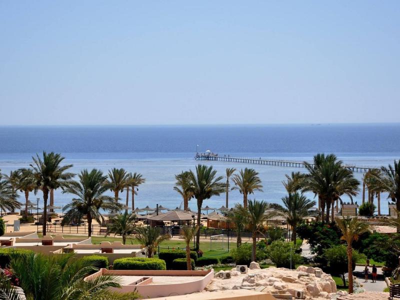 Blend Elphistone Resort