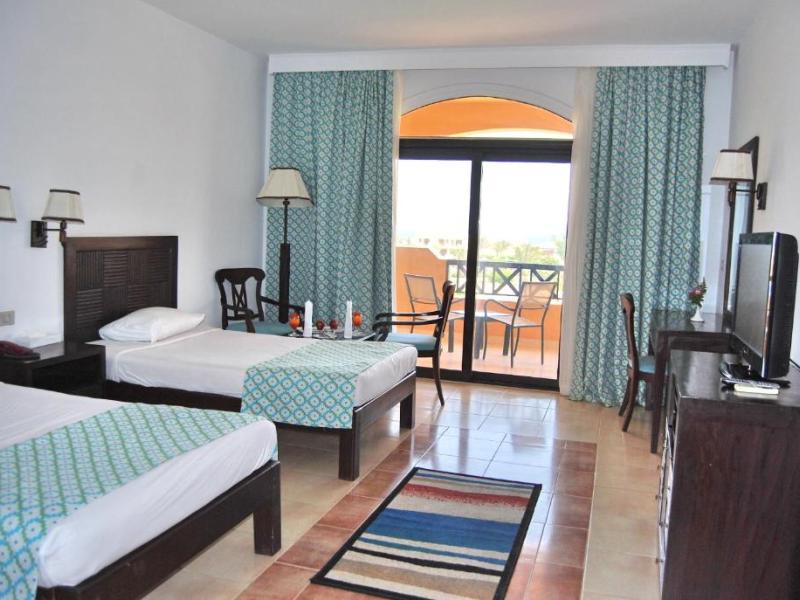 Blend Elphistone Resort