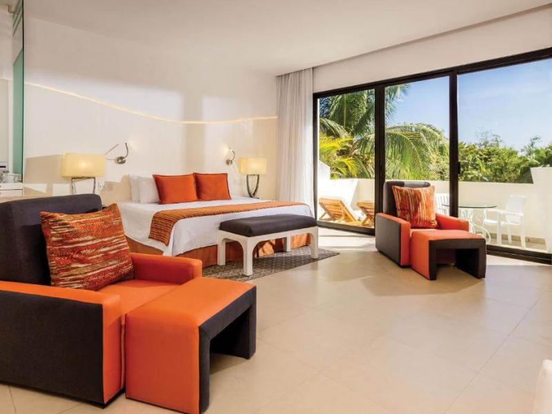 Sunscape Akumal Beach Resort & Spa