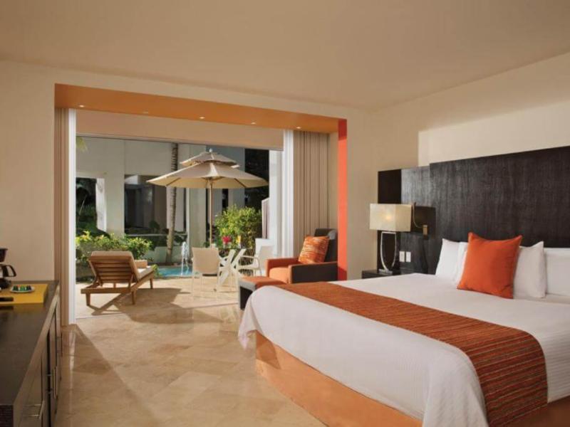 Sunscape Akumal Beach Resort & Spa