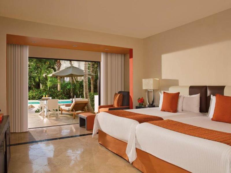 Sunscape Akumal Beach Resort & Spa