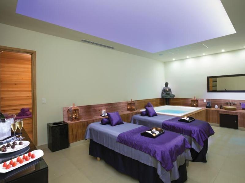 Sunscape Akumal Beach Resort & Spa