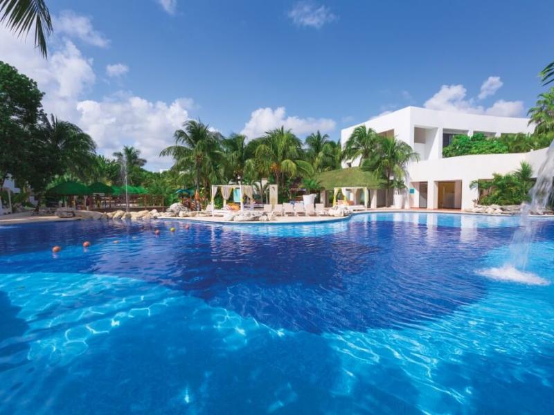 Sunscape Akumal Beach Resort & Spa