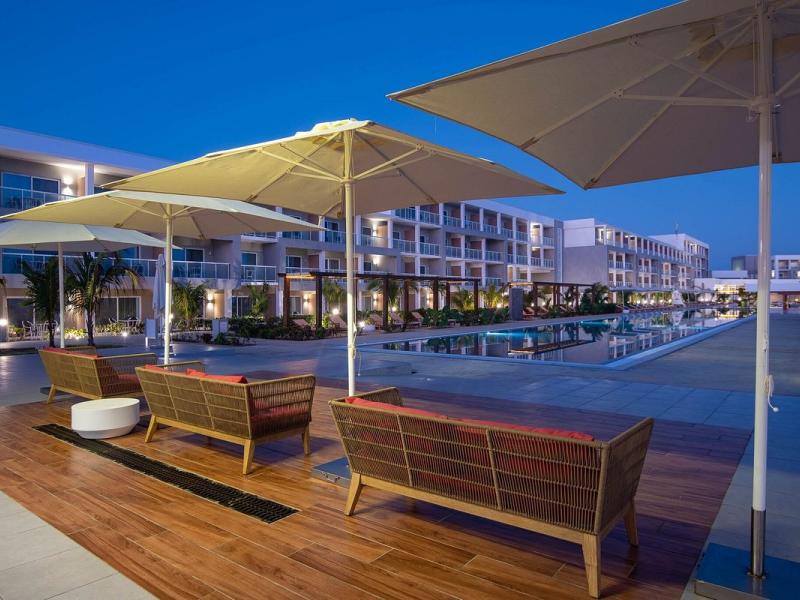 Gran Muthu Rainbow (Adults-Only +18)