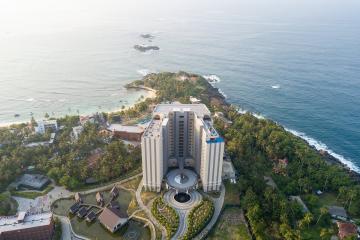 Отель Araliya Beach Resort & Spa Шри-Ланка, Унаватуна, фото 1