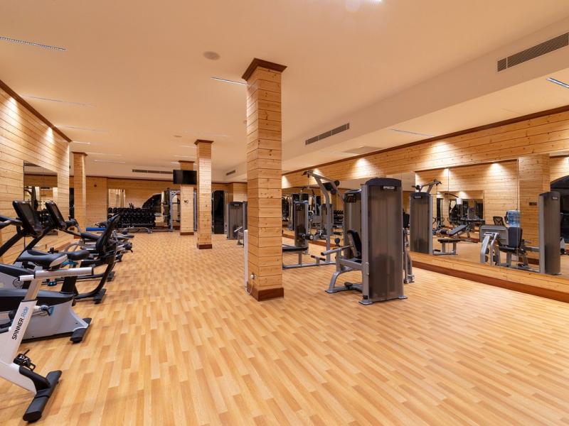 Araliya Beach Resort & Spa