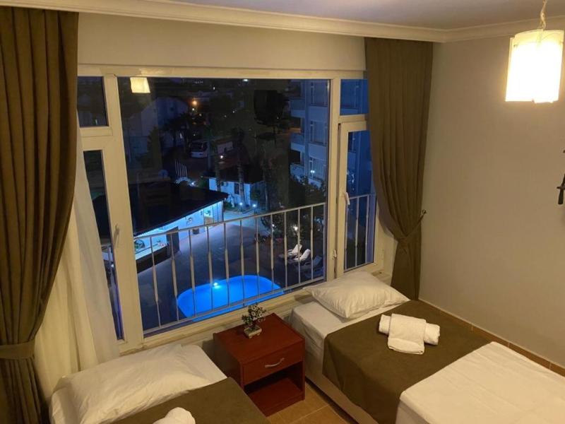 New Garden Side Apart Hotel