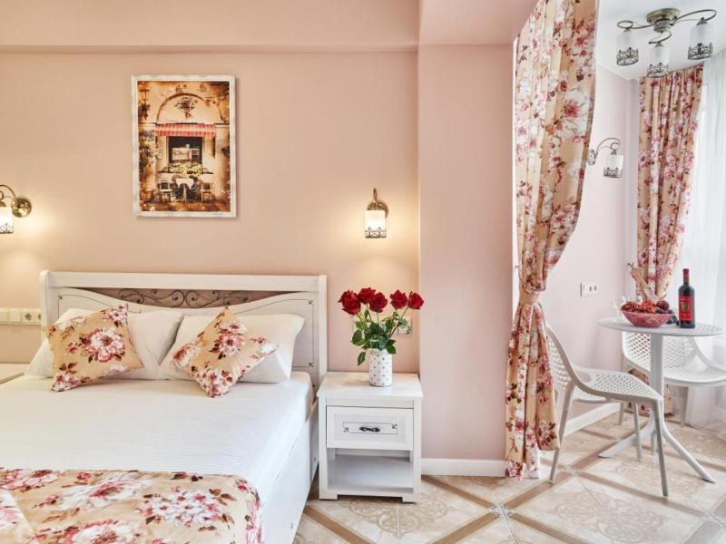 Античная лагуна комплекс апартаментов