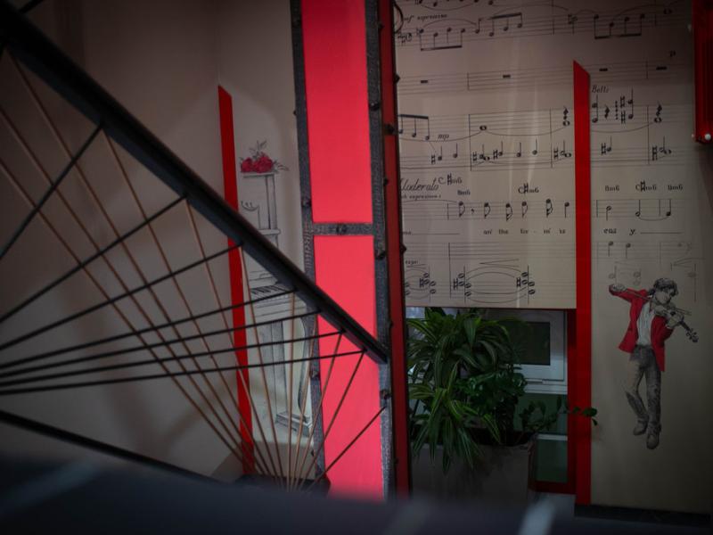 За Кулисами