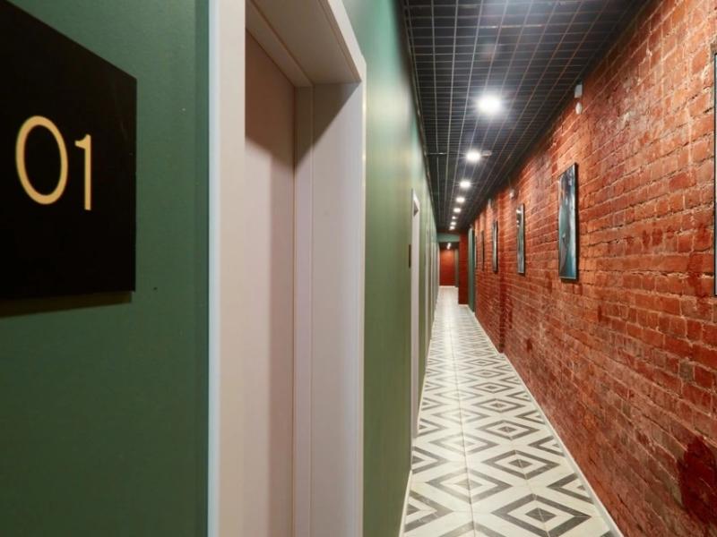 За Кулисами