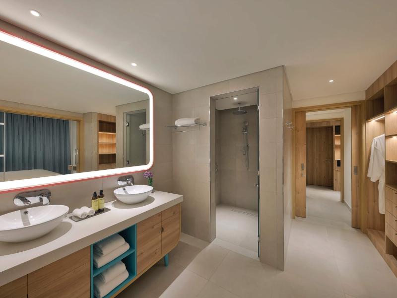 NH Collection Dubai The Palm