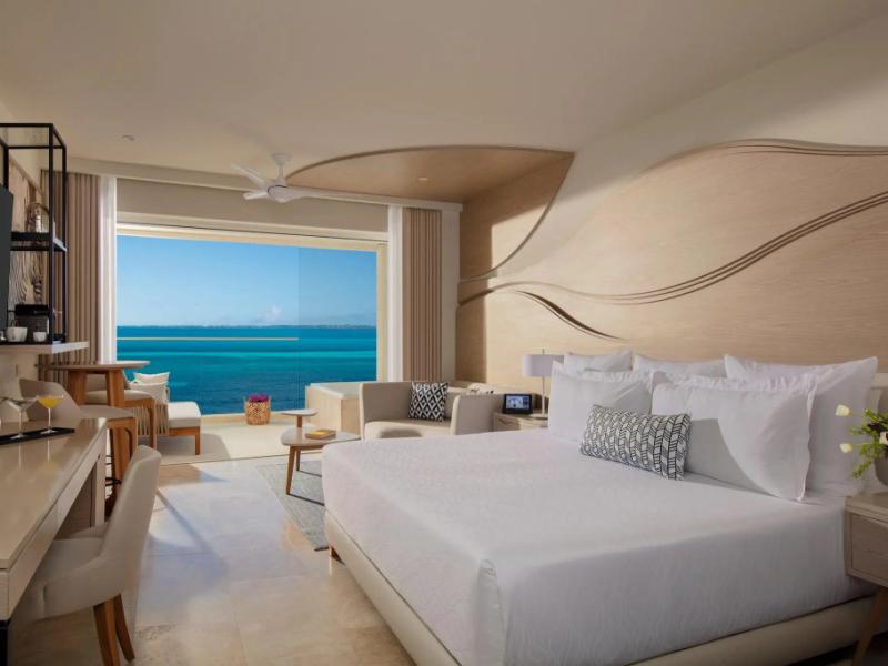 Breathless Cancun Soul Resort & Spa