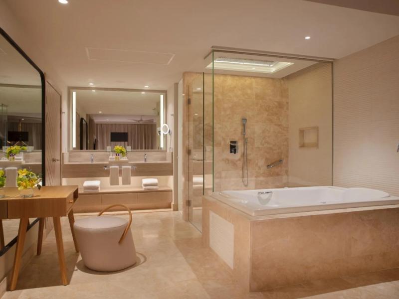 Breathless Cancun Soul Resort & Spa