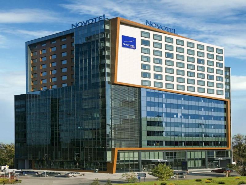 Отель Novotel София