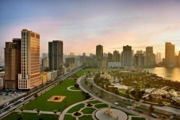 Отель Doubletree By Hilton Sharjah Waterfront Hotel & Residences ОАЭ, Шарджа, фото 1