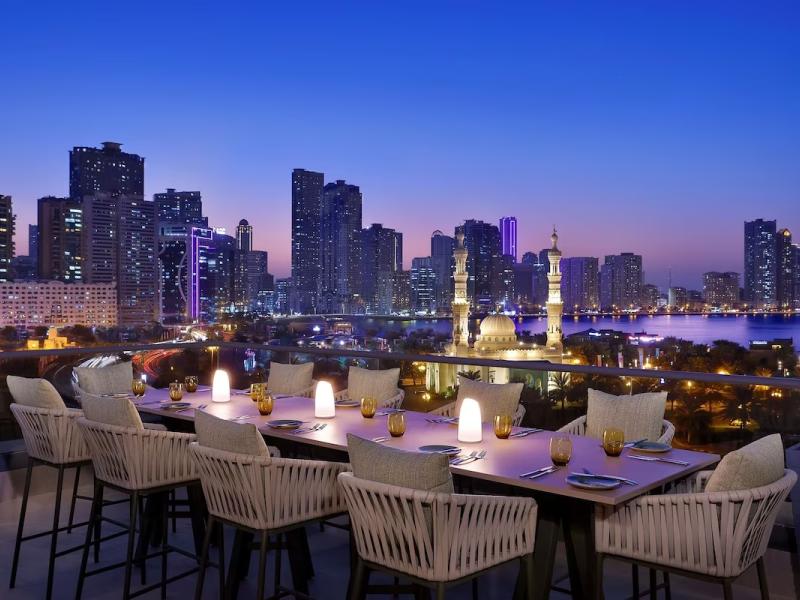 Doubletree By Hilton Sharjah Waterfront Hotel & Residences
